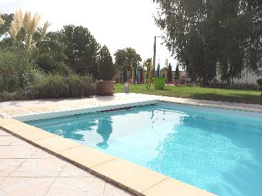 Maison de vacances �/en/au Montambert (Ni�vre)ou appartement ou maison de vacances