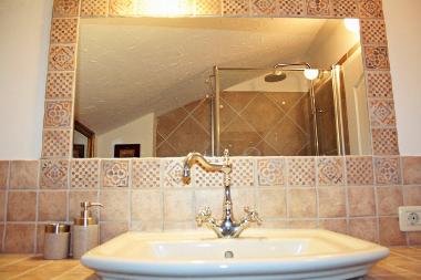 Maison de vacances /en/au Slatine (Splitsko-Dalmatinska)ou appartement ou maison de vacances