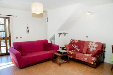 Maison de vacances �/en/au Montemagno (Lucca)ou appartement ou maison de vacances