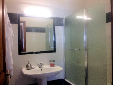 Appartement de vacances /en/au uzs (Gard)ou appartement ou maison de vacances