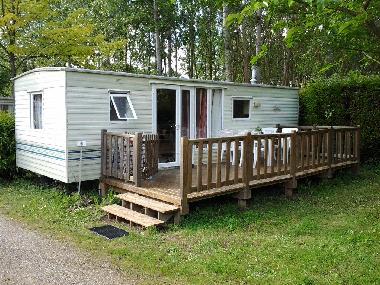 Caravane  �/en/au Rauzan (Dordogne)ou appartement ou maison de vacances