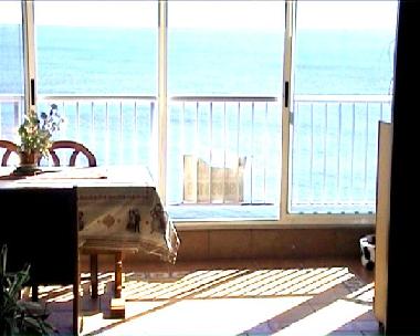 La terrasse transforme en une salle  manger aux vues superbes