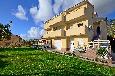 Appartement de vacances /en/au Kastel Sucurac (Splitsko-Dalmatinska)ou appartement ou maison de vacances