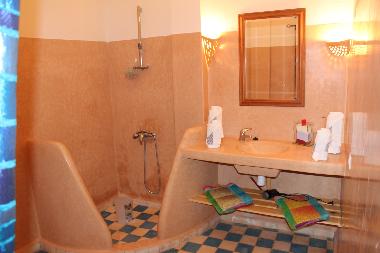 Salle de bain chambre Essaouira
