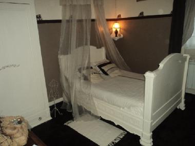 Maison de vacances /en/au chateauneuf de gadagne (Vaucluse)ou appartement ou maison de vacances