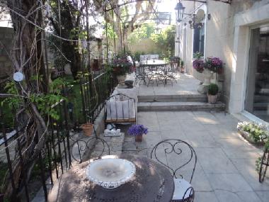 Maison de vacances /en/au chateauneuf de gadagne (Vaucluse)ou appartement ou maison de vacances