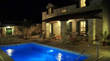 Chambre avec petit djeuner /en/au Vrsine (Splitsko-Dalmatinska)ou appartement ou maison de vacances