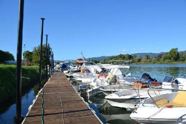 Caravane  �/en/au Ameglia (La Spezia)ou appartement ou maison de vacances