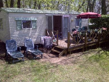 Caravane  �/en/au Champs-Romain (Dordogne)ou appartement ou maison de vacances