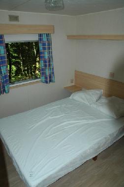 Caravane  �/en/au Champs-Romain (Dordogne)ou appartement ou maison de vacances