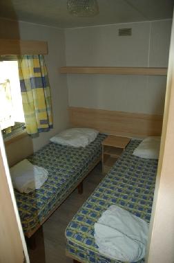 Caravane  �/en/au Champs-Romain (Dordogne)ou appartement ou maison de vacances