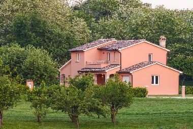 Maison de vacances /en/au Karojba (Istarska)ou appartement ou maison de vacances