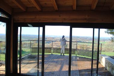 Chalet �/en/au montmurat (Cantal)ou appartement ou maison de vacances