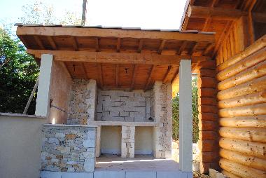 Chalet �/en/au montmurat (Cantal)ou appartement ou maison de vacances