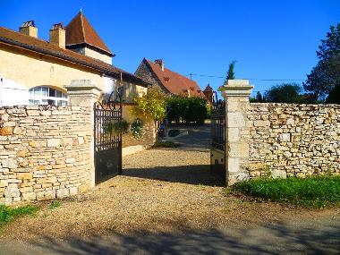 Maison de vacances �/en/au St Laurent la Vall�e (Dordogne)ou appartement ou maison de vacances