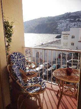 Vue depuis le balcon (id. pour le salon et la chambre principale)