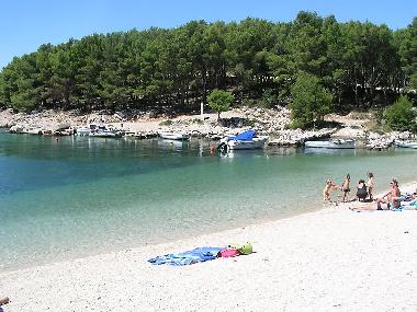 Appartement de vacances /en/au DRAGE (Zadarska)ou appartement ou maison de vacances