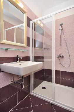 Maison de vacances /en/au Duce (Splitsko-Dalmatinska)ou appartement ou maison de vacances