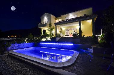 Maison de vacances /en/au Makarska (Splitsko-Dalmatinska)ou appartement ou maison de vacances