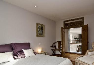 Chambre avec petit d�jeuner �/en/au Saint-Marc-Jaumegarde (Alpes-Maritimes)ou appartement ou maison de vacances