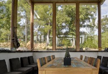 Chambre avec petit d�jeuner �/en/au Saint-Marc-Jaumegarde (Alpes-Maritimes)ou appartement ou maison de vacances