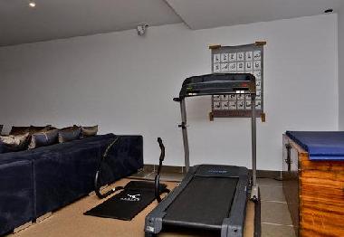 Chambre avec petit d�jeuner �/en/au Saint-Marc-Jaumegarde (Alpes-Maritimes)ou appartement ou maison de vacances