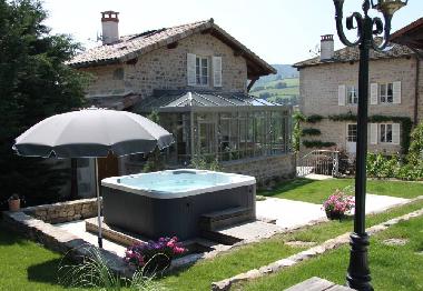 Maison de vacances �/en/au Saint L�ger sous la Bussi�re (Sa�ne-et-Loire)ou appartement ou maison de vacances