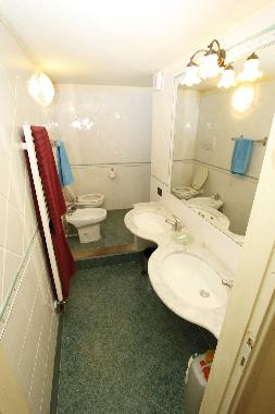 Chambre avec petit djeuner /en/au Scandicci (Firenze) (Firenze)ou appartement ou maison de vacances