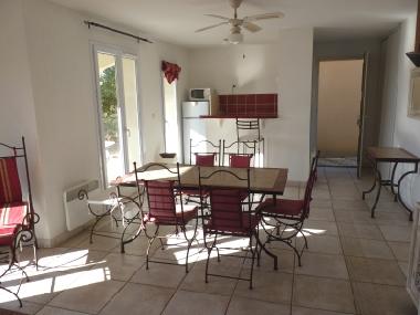 Villa �/en/au Beziers (H�rault)ou appartement ou maison de vacances
