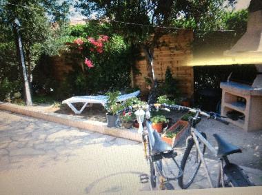 Vue sur entr�e maison 