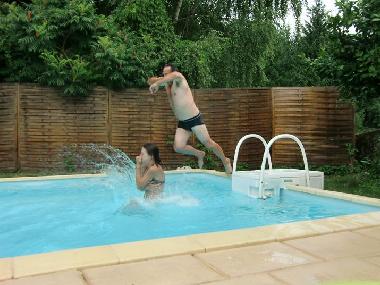 Maison de vacances �/en/au Le Rouget (Cantal)ou appartement ou maison de vacances