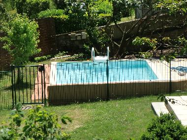 Maison de vacances �/en/au Le Rouget (Cantal)ou appartement ou maison de vacances