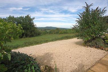 Maison de vacances �/en/au St Cirq Madelon (Lot)ou appartement ou maison de vacances