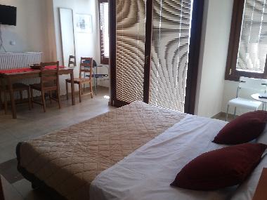 Chambre avec petit d�jeuner �/en/au Thessaloniki (Thessaloniki)ou appartement ou maison de vacances