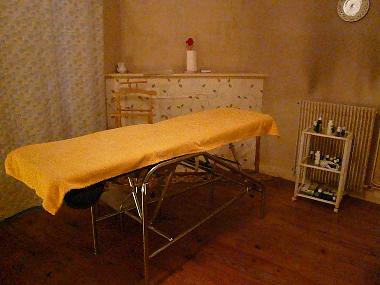 Dans la salle de relaxation: massages sur demande