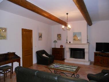 Villa �/en/au ANSOUIS (Vaucluse)ou appartement ou maison de vacances