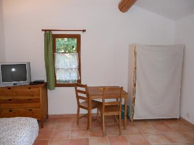 Villa �/en/au ANSOUIS (Vaucluse)ou appartement ou maison de vacances