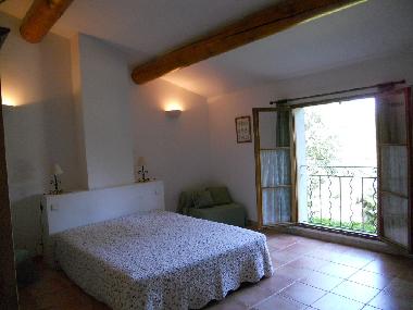 Villa �/en/au ANSOUIS (Vaucluse)ou appartement ou maison de vacances