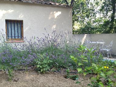 Villa �/en/au ANSOUIS (Vaucluse)ou appartement ou maison de vacances