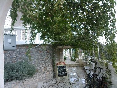 Maison de vacances /en/au Kaprije island /ideal for Families-Groups (Sibensko-Kninska)ou appartement ou maison de vacances