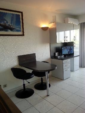 Appartement de vacances �/en/au ANTIBES (Alpes-Maritimes)ou appartement ou maison de vacances