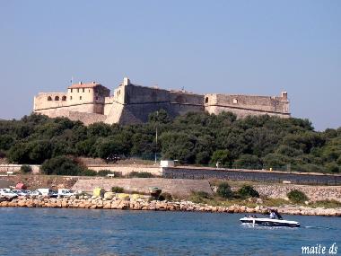 Appartement de vacances �/en/au ANTIBES (Alpes-Maritimes)ou appartement ou maison de vacances