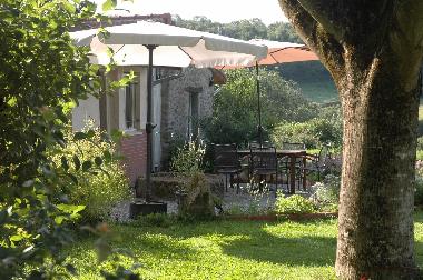 Maison de vacances /en/au Lapeyrouse (Puy-de-Dme)ou appartement ou maison de vacances