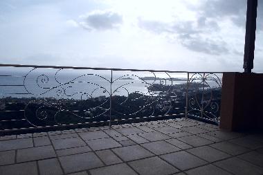 Villa /en/au AG.NIKOLAOS (Lasithi)ou appartement ou maison de vacances