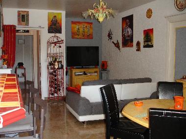 Appartement de vacances /en/au saint laurent du var (Alpes-Maritimes)ou appartement ou maison de vacances