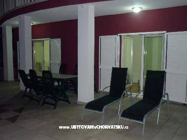 Appartement de vacances /en/au Primoten (Sibensko-Kninska)ou appartement ou maison de vacances