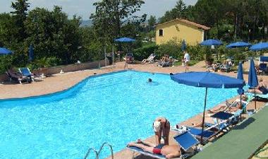 Caravane  /en/au Montopoli (Livorno)ou appartement ou maison de vacances