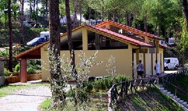 Caravane  /en/au Montopoli (Livorno)ou appartement ou maison de vacances