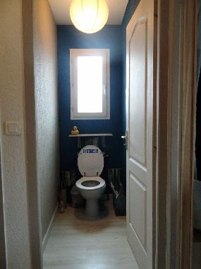 2 toilettes/ 1 � chaque �tage