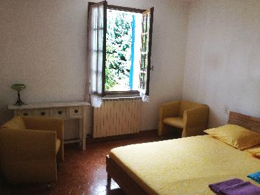 Villa �/en/au PUYVERT (Vaucluse)ou appartement ou maison de vacances